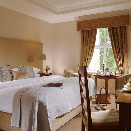 Westwood Hotel 戈尔韦 外观 照片