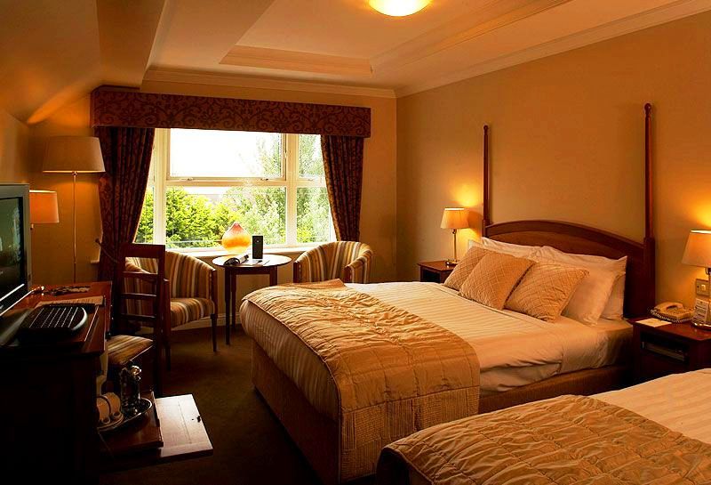 Westwood Hotel 戈尔韦 客房 照片